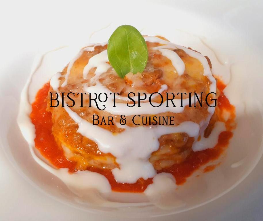 ברויל-קרוויניה Hotel Sporting מראה חיצוני תמונה